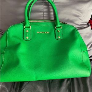 KELLY GREEN MICHAEL KORS DOCTOR BAG